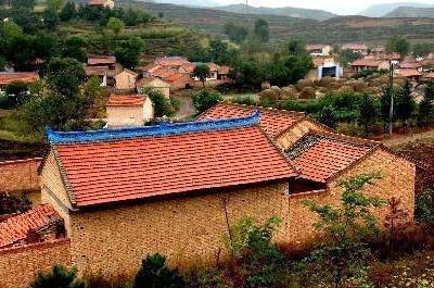 思越木结构|为何现在农村“屋顶用彩钢的”不用以前的瓦？(图6)