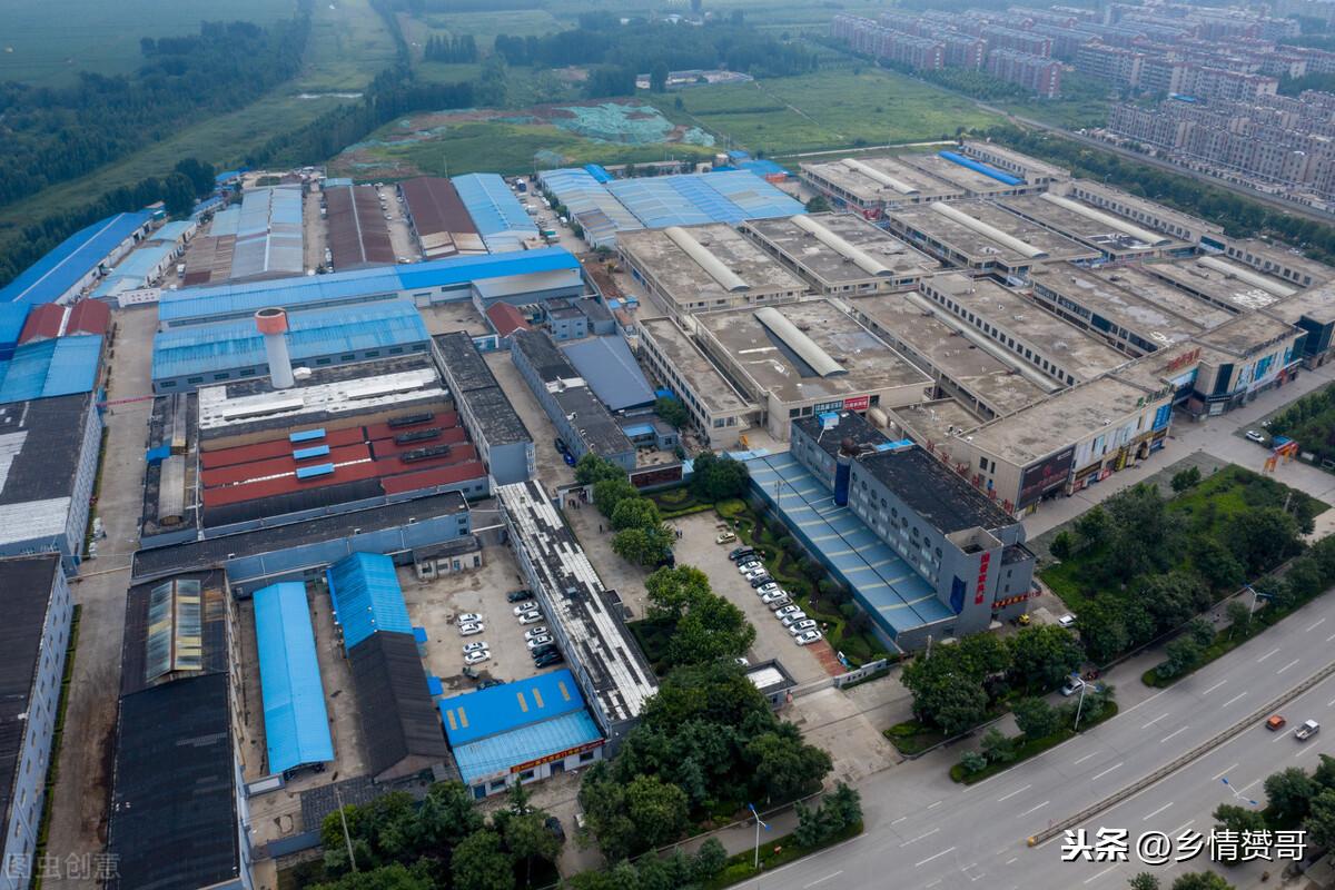 彩钢瓦被广泛应用，农村人不后悔，为啥这样说呢？(图2)