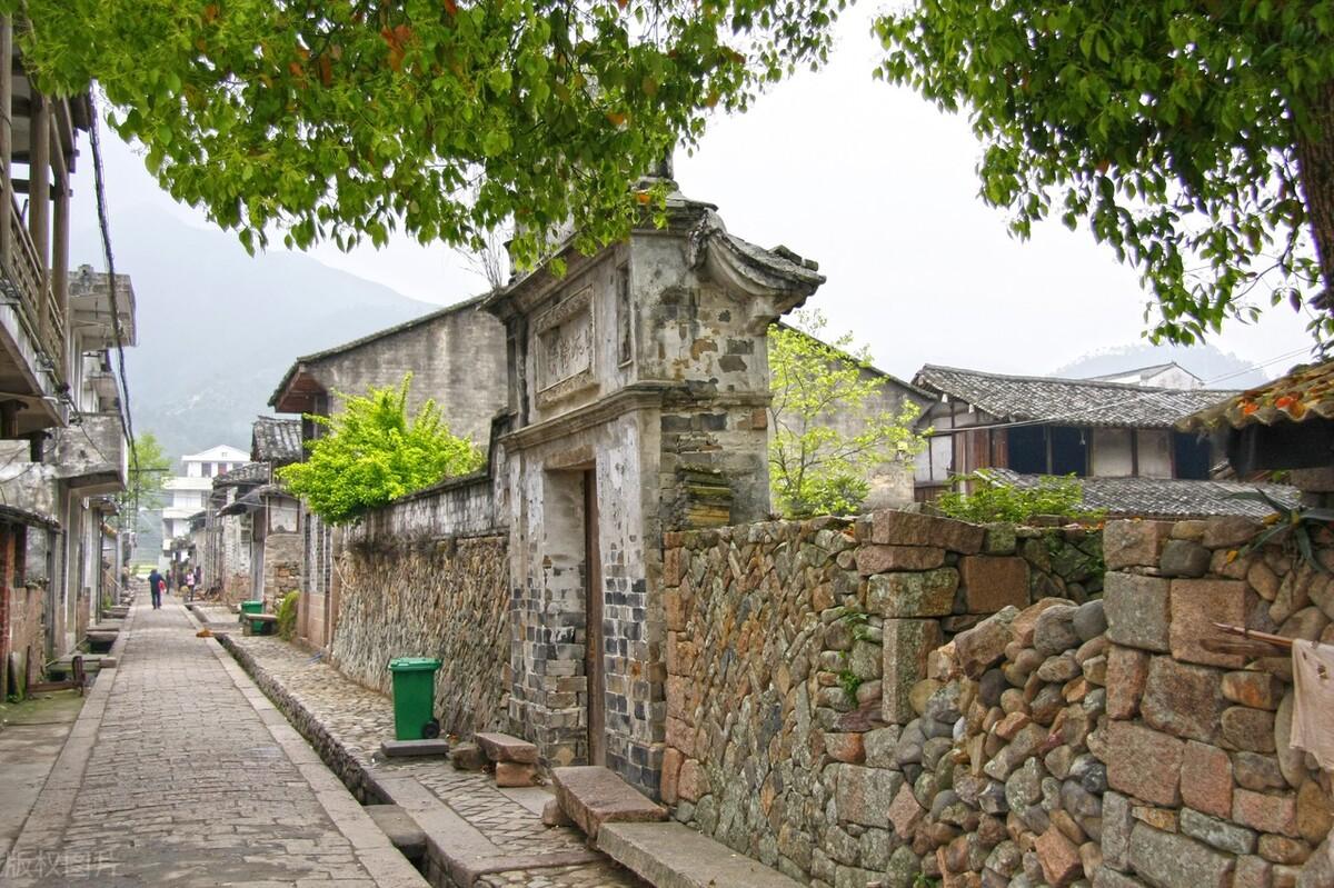 张家口彩钢房安装施工 站在农民角度，说三农！大家好，我是着迷乡野！(图3)