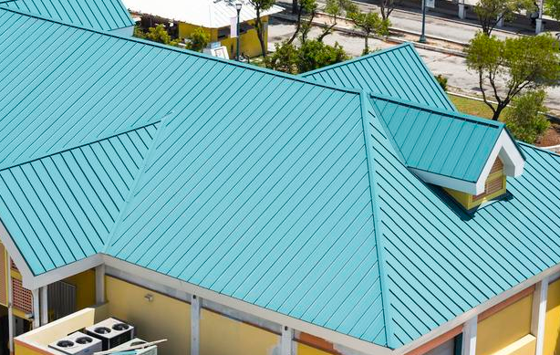 于彩钢双层复合瓦与铝瓦好好进行对比，看看农村建房时该选择哪个？(图1)