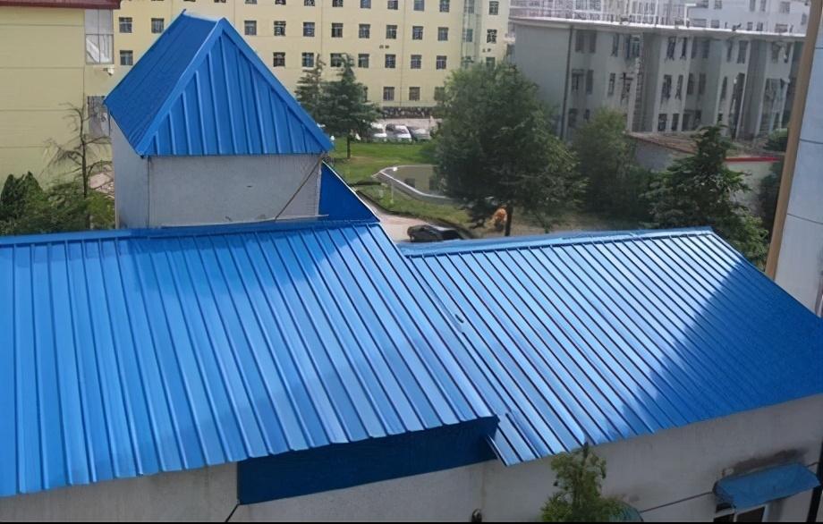 蓝色彩钢房为何现在都在减少，彩钢瓦竟然还有这些危害？(图1)