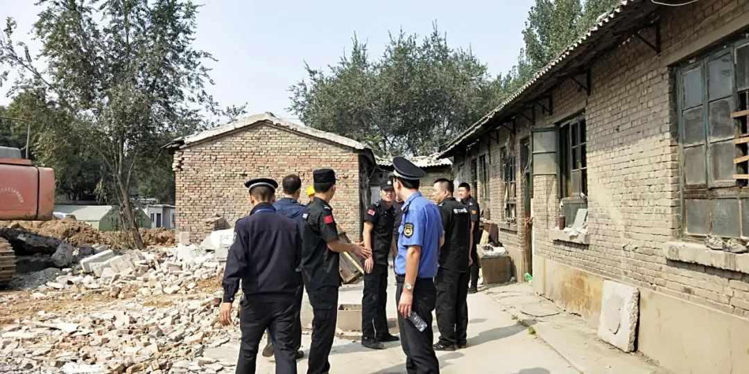 太原彩钢房 迎泽街办打造5条精品街巷为助力创建全国文明城市(图5)