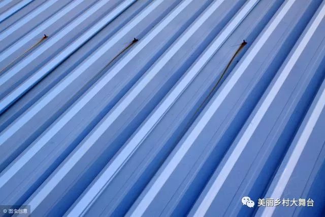 为什么现在农村盖房子常用彩钢？曾经的瓦为何不用了？(图10)