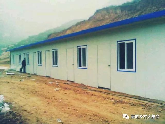 为什么现在农村盖房子常用彩钢？曾经的瓦为何不用了？(图8)