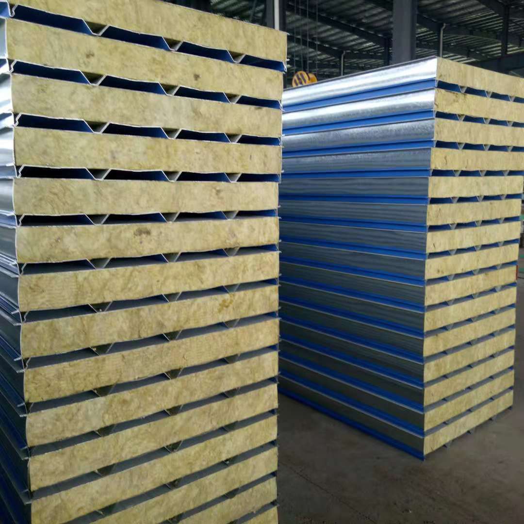 岩棉彩钢夹芯板的产品特点及注意事项！！(图2)