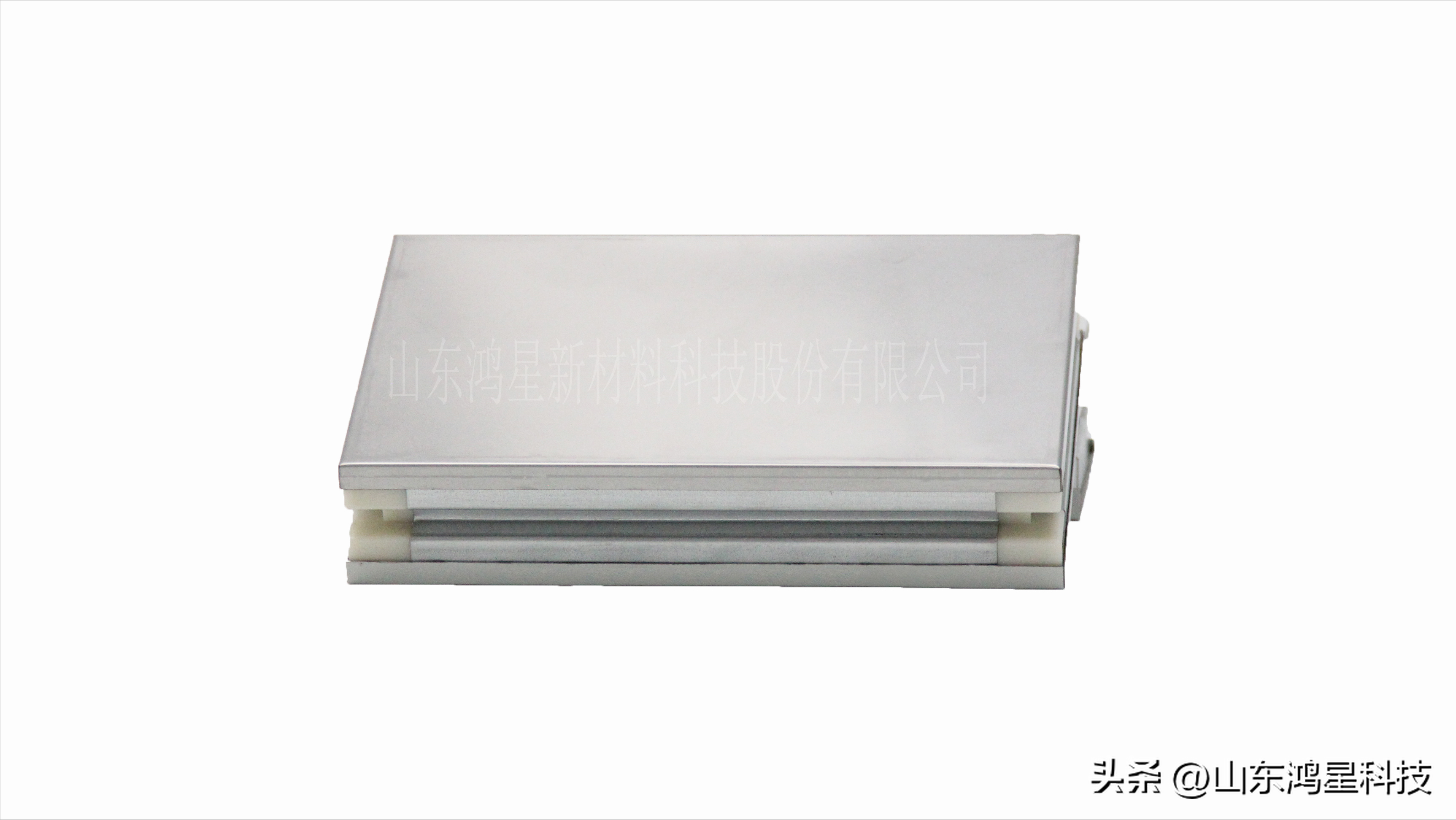 不锈钢夹芯板的特点及安装快捷方式有哪些？(图1)