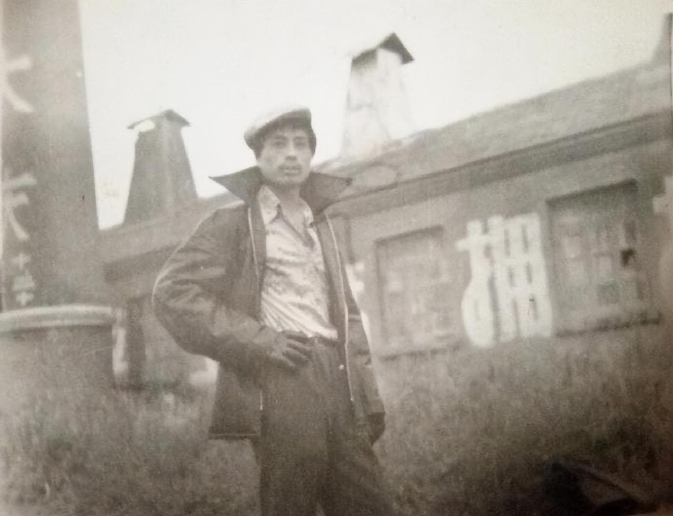 虎林县制瓦厂处于东仓库长友后勤供应部队(图12)