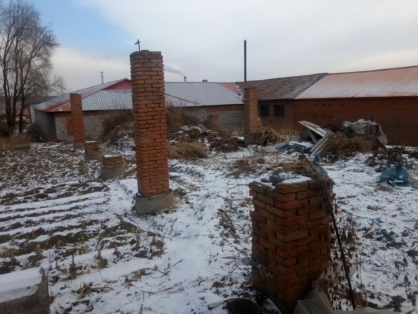 虎林县制瓦厂处于东仓库长友后勤供应部队(图17)