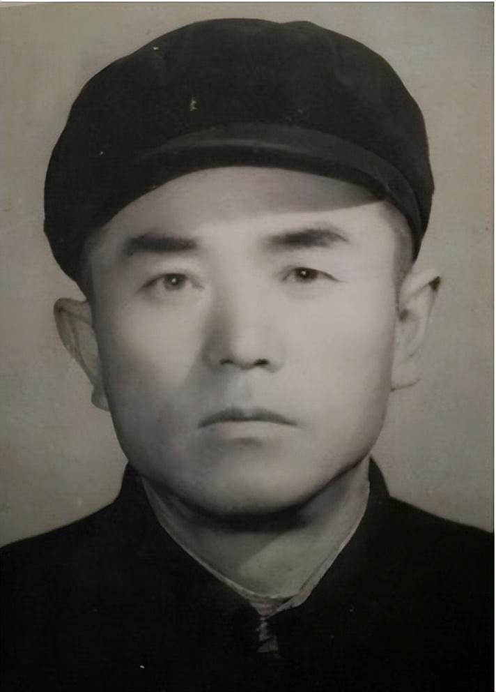 虎林县制瓦厂处于东仓库长友后勤供应部队(图4)