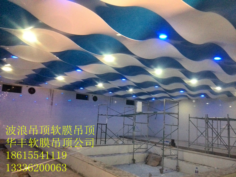 新型户外广告牌专用彩钢扣板宽84mm的几大特点(图1)