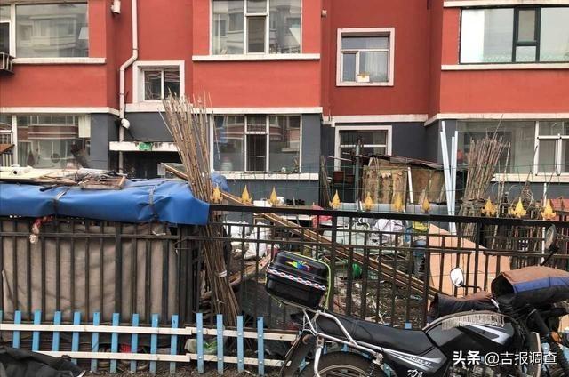 长春净月区金宝街与银安路交会处的小区存在多种问题(图7)