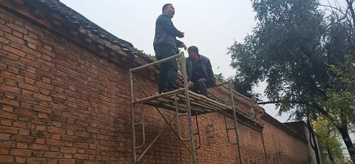 沧州献县退伍老兵东伟帮贫困户大忙(图3)