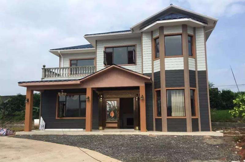 住户私自加盖彩钢房部分业主做法已违约(图4)