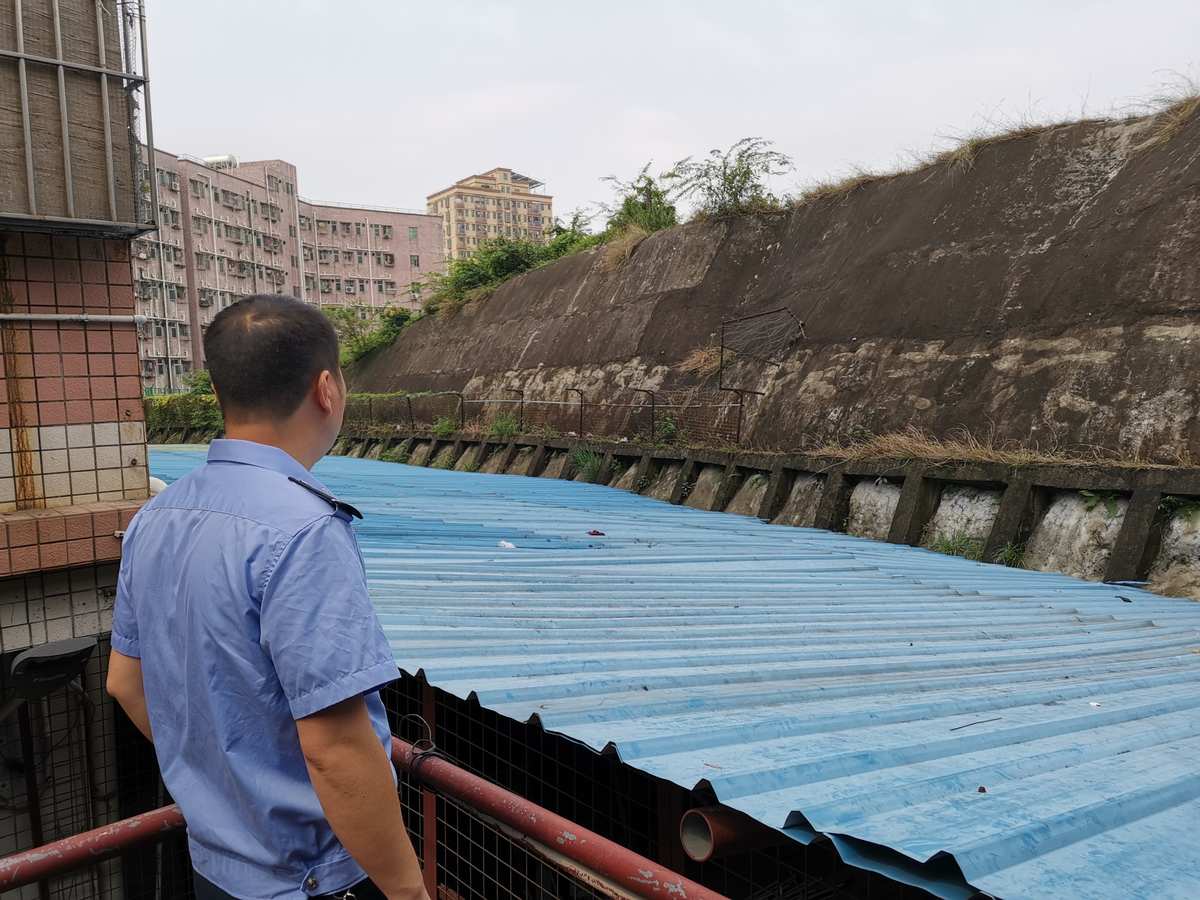 “这些彩钢棚被拆除我们每天悬着的心终于放下了”(图3)