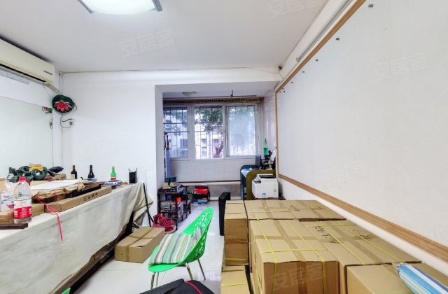 小区物业私自搭建违建物业用房使用不规范被叫停(图1)