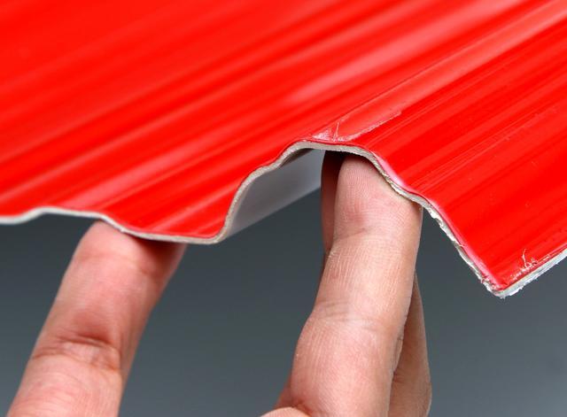 就近期彩钢瓦还是树脂瓦选择哪个?最后装修师傅建议(图5)