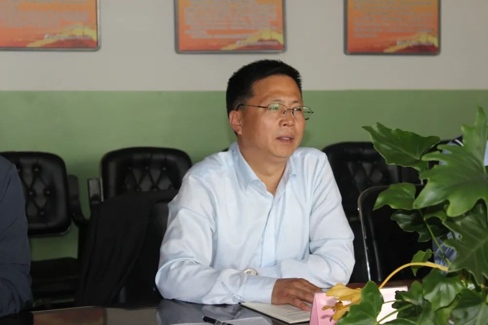 我校召开租住彩钢房学生家长会议(图4)