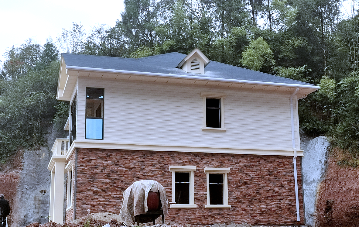 濮阳市中房锦绣花园业主反映有人在加盖房屋(图4)