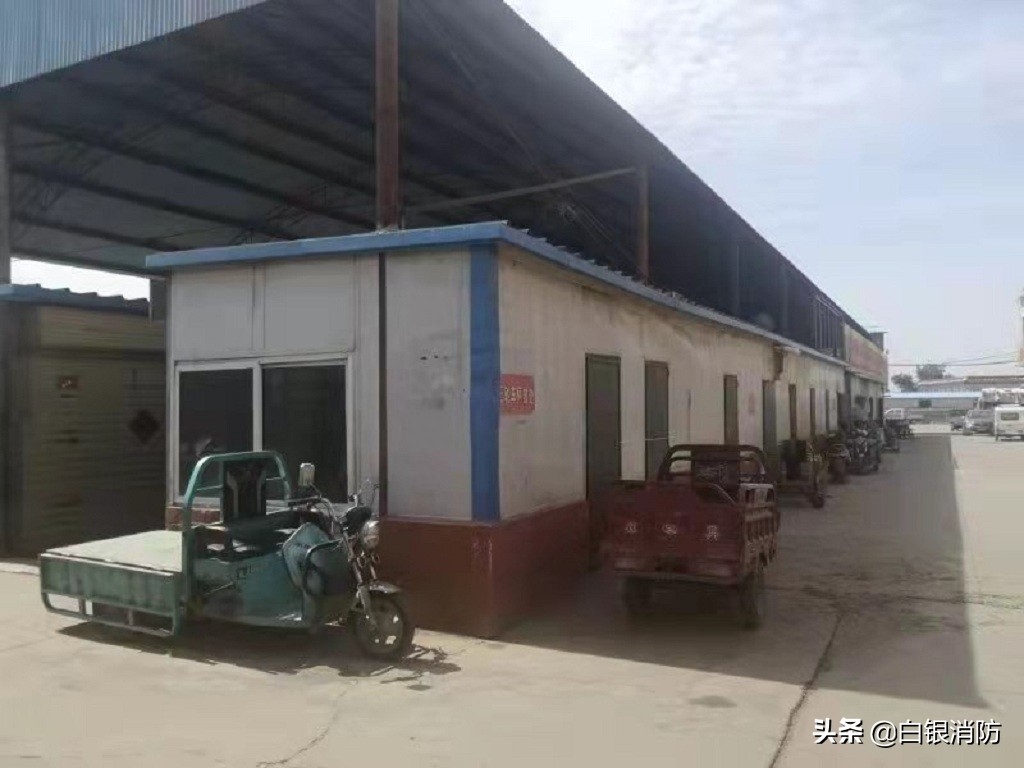 平川大队集中开展彩钢板建筑强制拆除工作(图3)