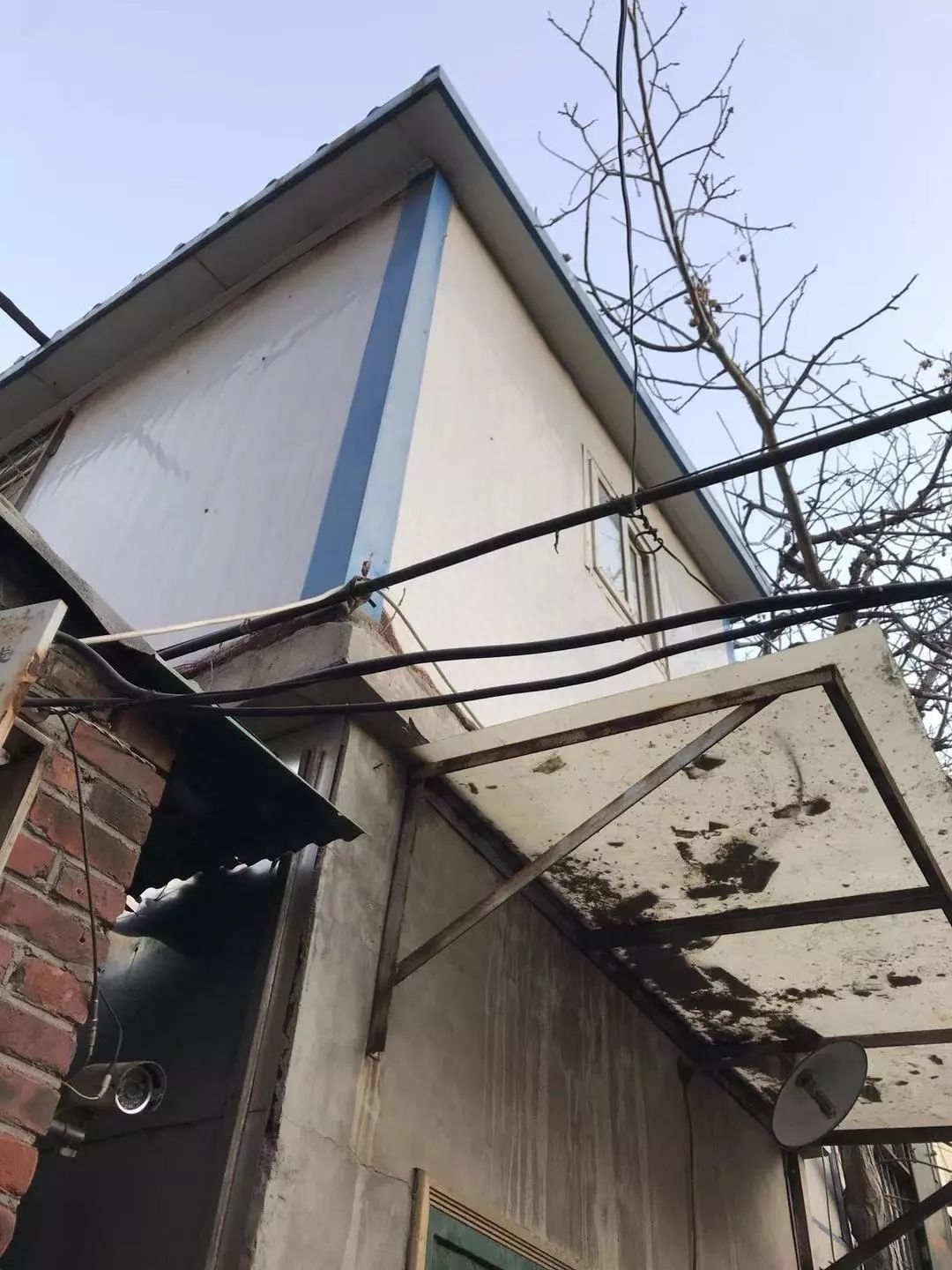 海淀羊坊店居民楼北侧占地1500平方米南北宽约30米(图5)