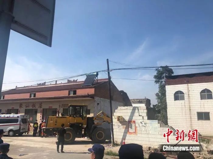 山西襄汾两层饭店坍塌已致13人遇难4人重伤(图5)