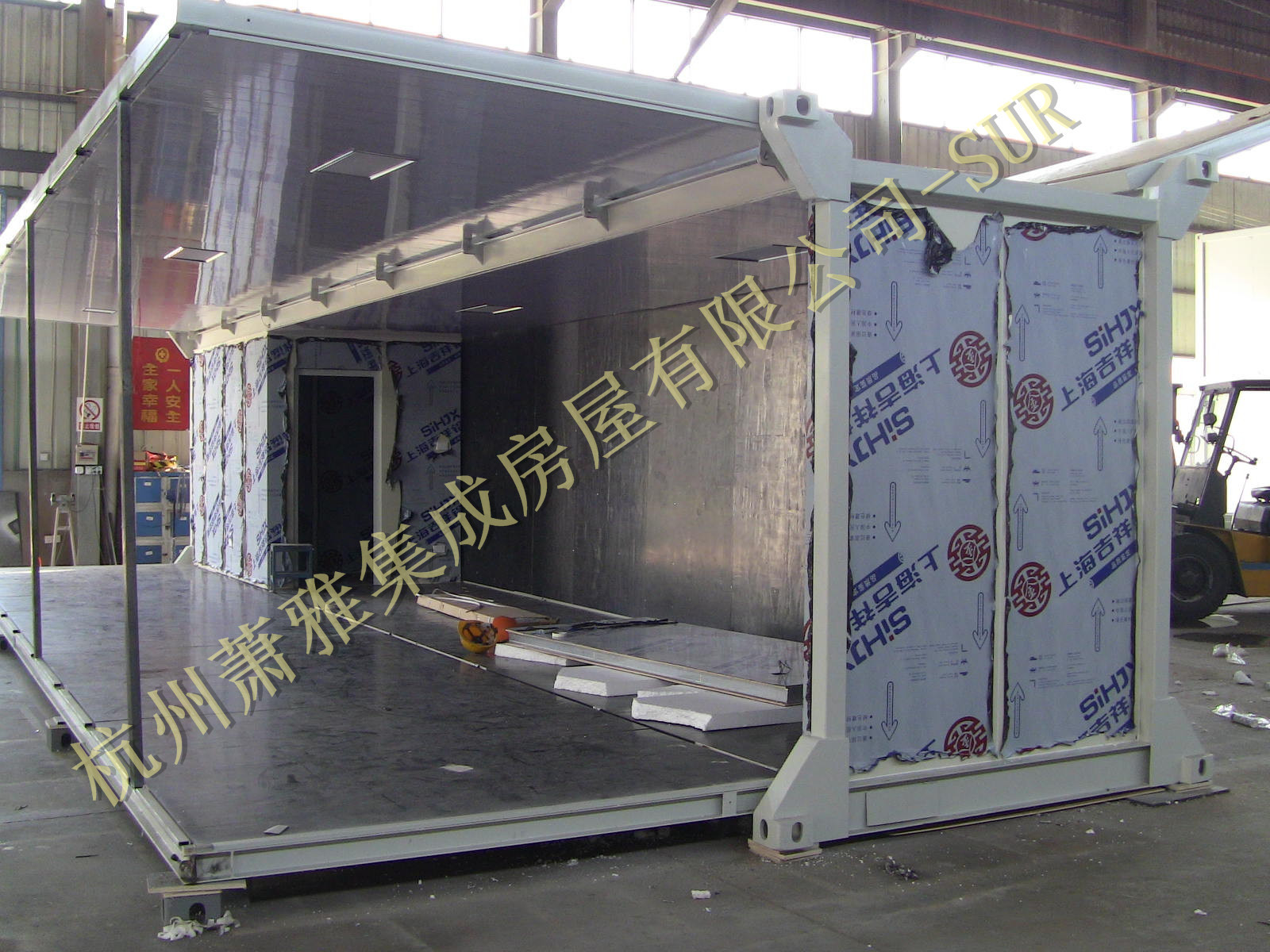 广州完美钢结构有限公司黄埔新村集装箱房屋安装制作(图3)