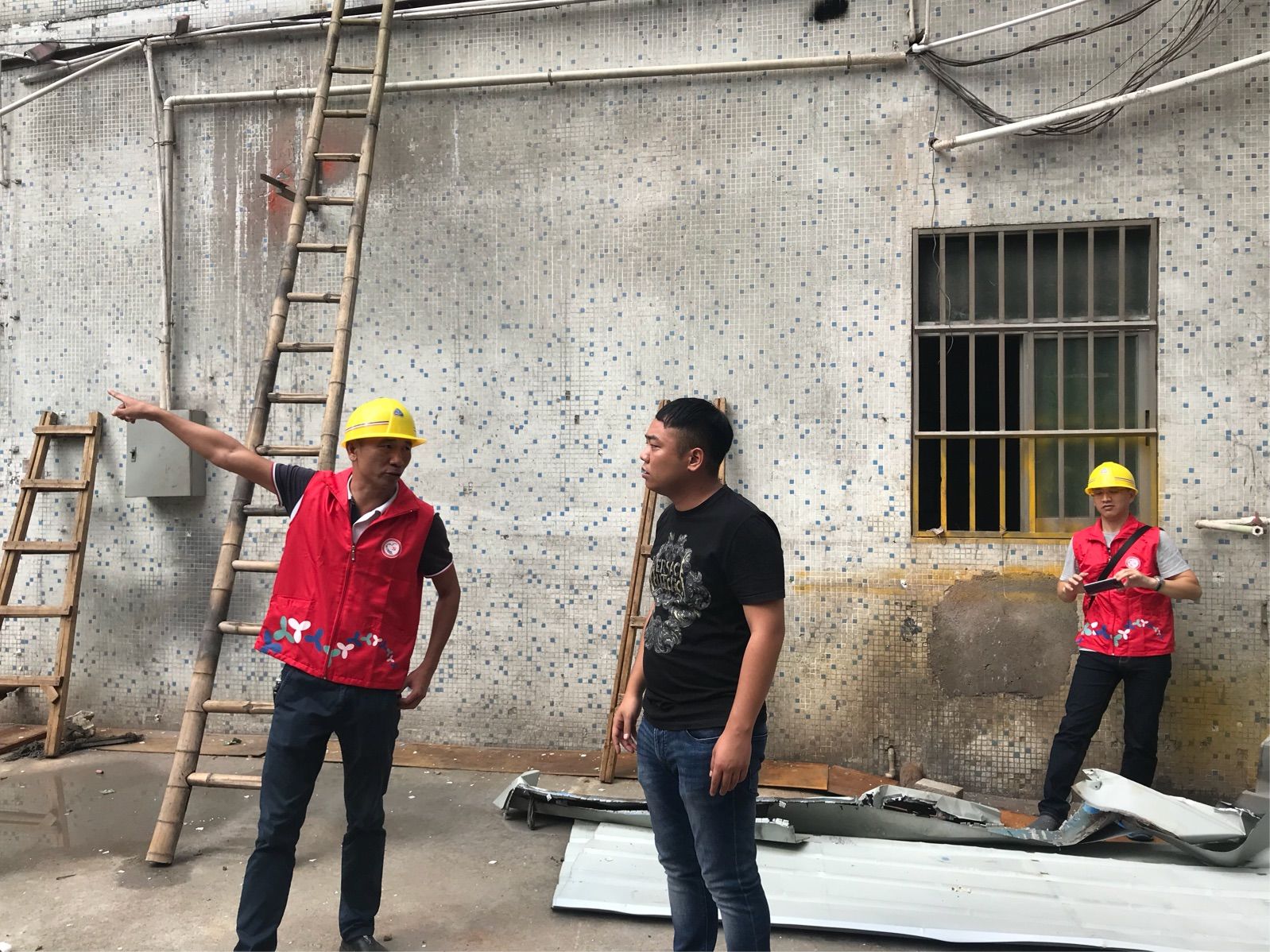 夏都街道以彩钢瓦房棚全面拆除清理为重点推进房屋安全隐患集中整治工作(图3)