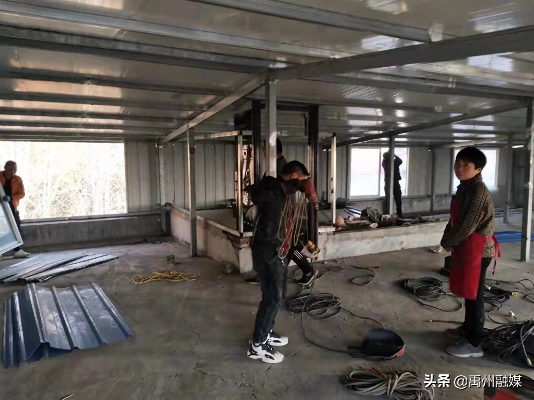 夏都街道以彩钢瓦房棚全面拆除清理为重点推进房屋安全隐患集中整治工作(图4)