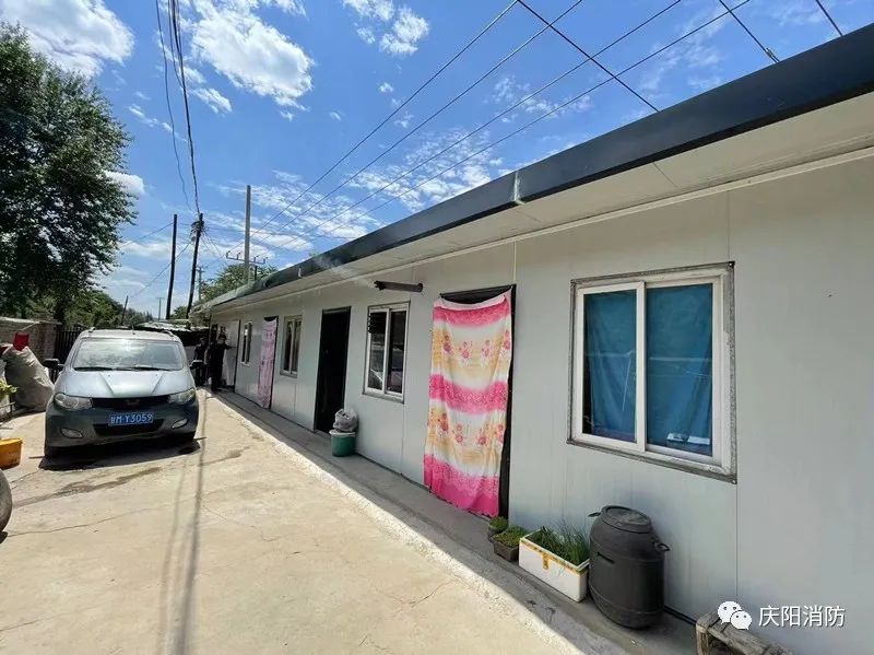 庆阳市合水县一企业已拆除泡沫彩钢板2000余平方米(图13)