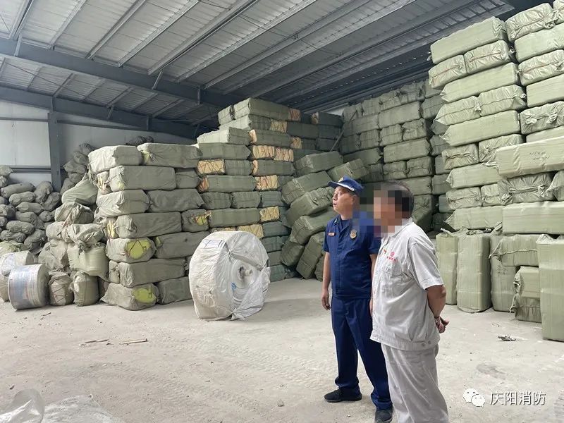 庆阳市合水县一企业已拆除泡沫彩钢板2000余平方米(图3)