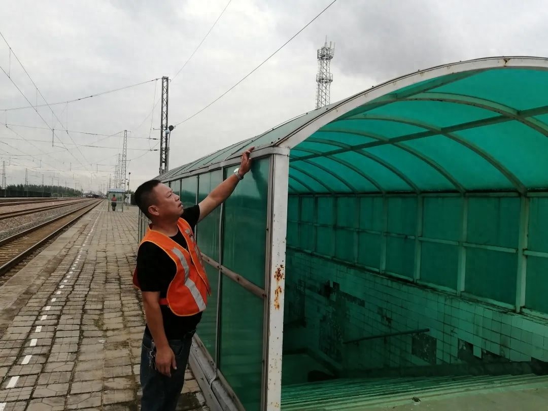 北京南站多趟始发列车停运确保旅客候车环境安全(图8)