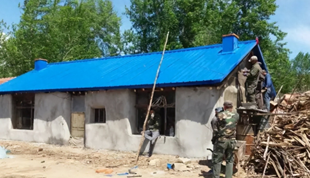 农村住房条件越来越好，彩钢瓦到底好不好？(图3)