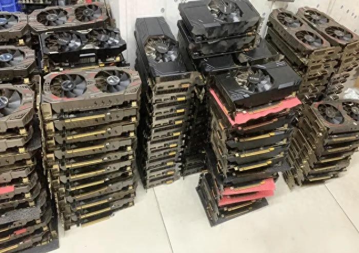 金老板的行动力不错集装箱装好以后还有一些空间(图1)