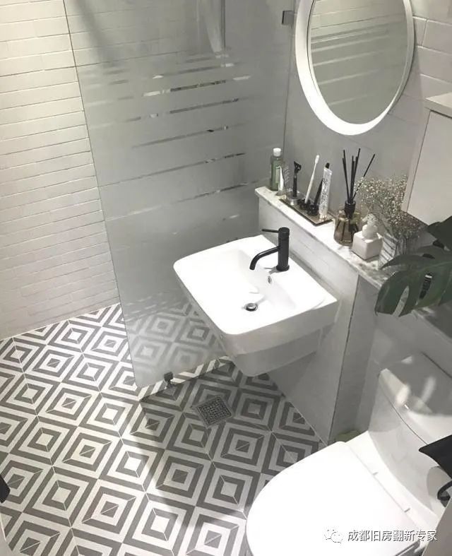 成都小夫妻改造60平米二手房的案例，太实用了！(图9)