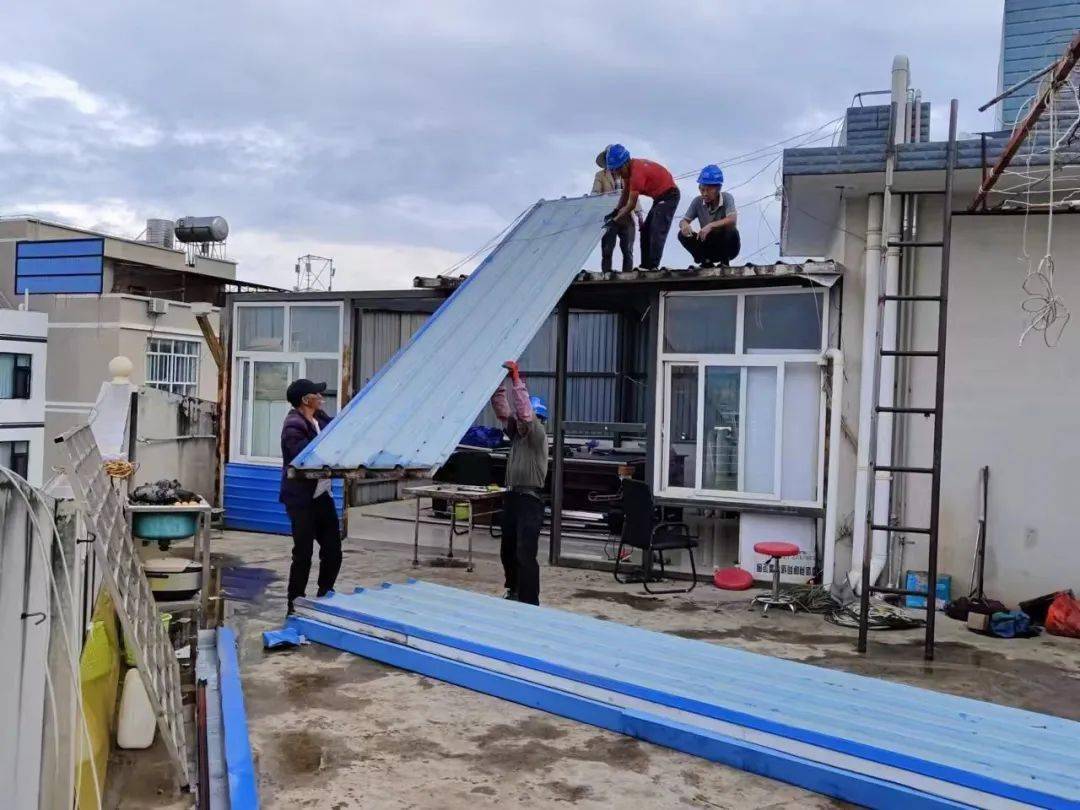 南宁江南区五一东路29号旧厂房火灾现场周围存在重大火灾隐患(图4)