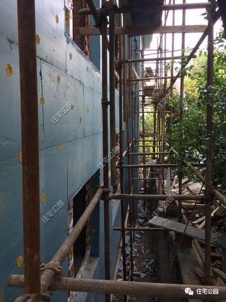 农村自建房外墙保温怎么做？专业施工队发愁！(图15)