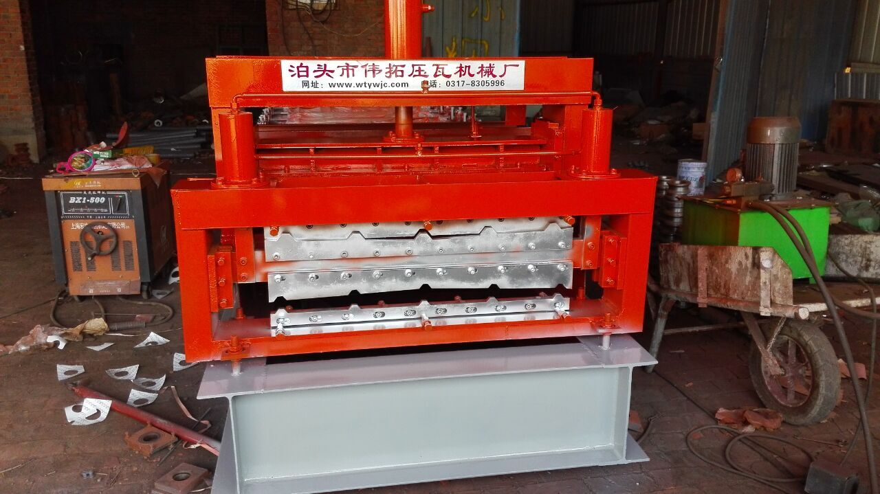 762型彩钢压瓦机,楼承板机楼(图6)