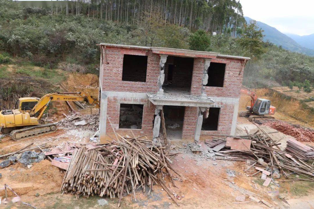 严管农村自建房真的不能建新房子吗？(图7)