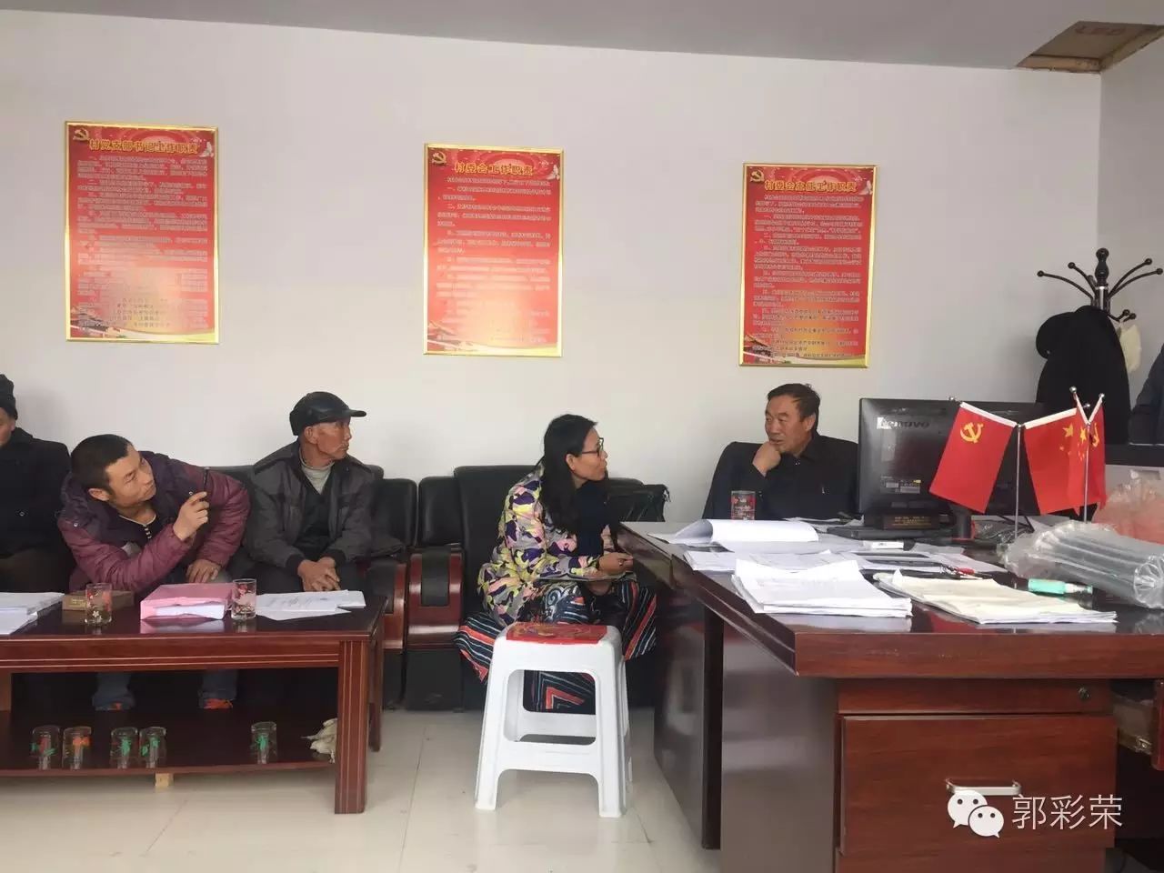 彩钢房拆除补偿多少钱 大青山北麓随处可见的村庄，有很多湮没于这一场整村生态移民的浪潮中(图35)