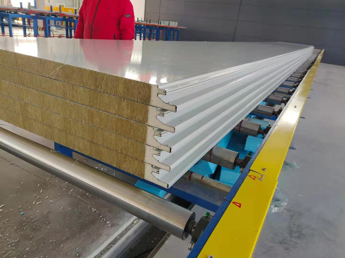 彩钢岩棉夹芯板好的应该具备什么？怎么做？(图2)