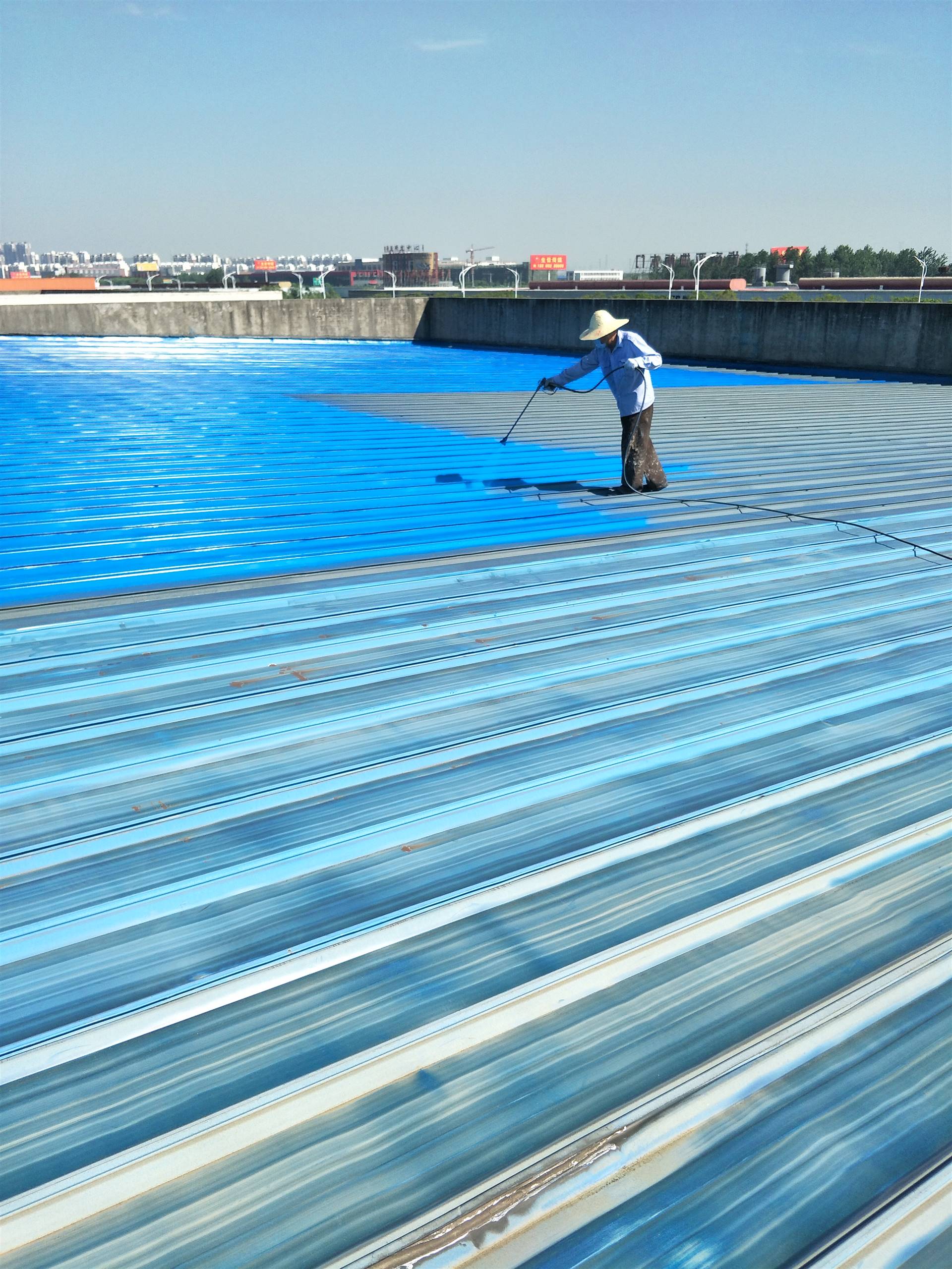 彩钢瓦翻新厂家带你了解下彩钢房翻新漆多少钱(图1)