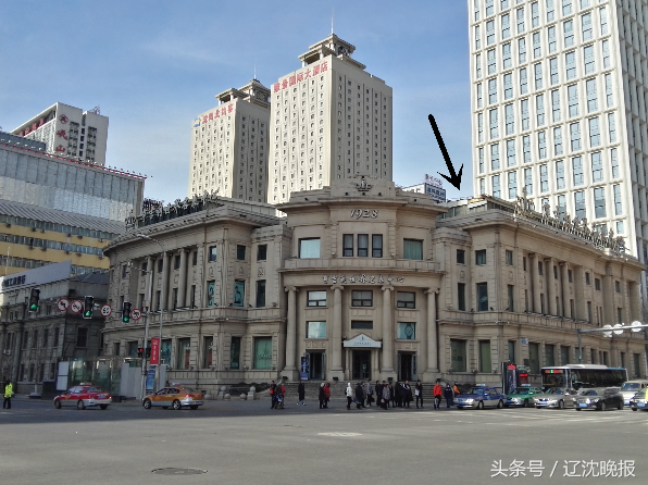 亨吉利名表中心楼顶拆违打响太原街商圈拆违第一枪(图1)