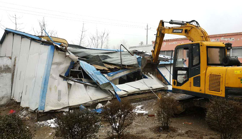 亨吉利名表中心楼顶拆违打响太原街商圈拆违第一枪(图4)