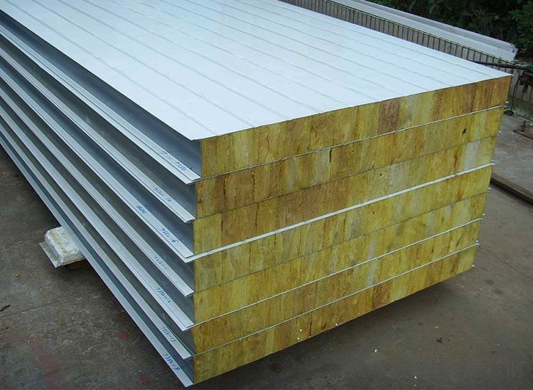 彩钢岩棉夹芯复合板的产品特性编辑播报特点(图2)