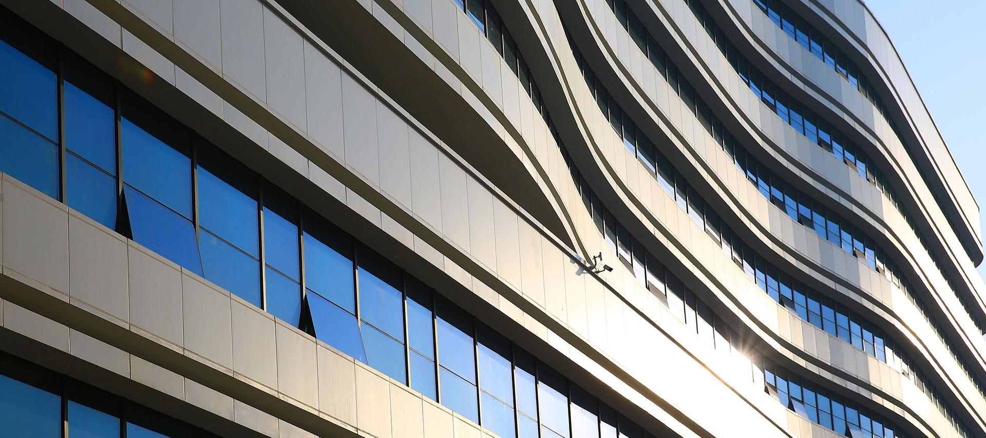 彩涂夹芯板芯材材的特点及特点(图2)