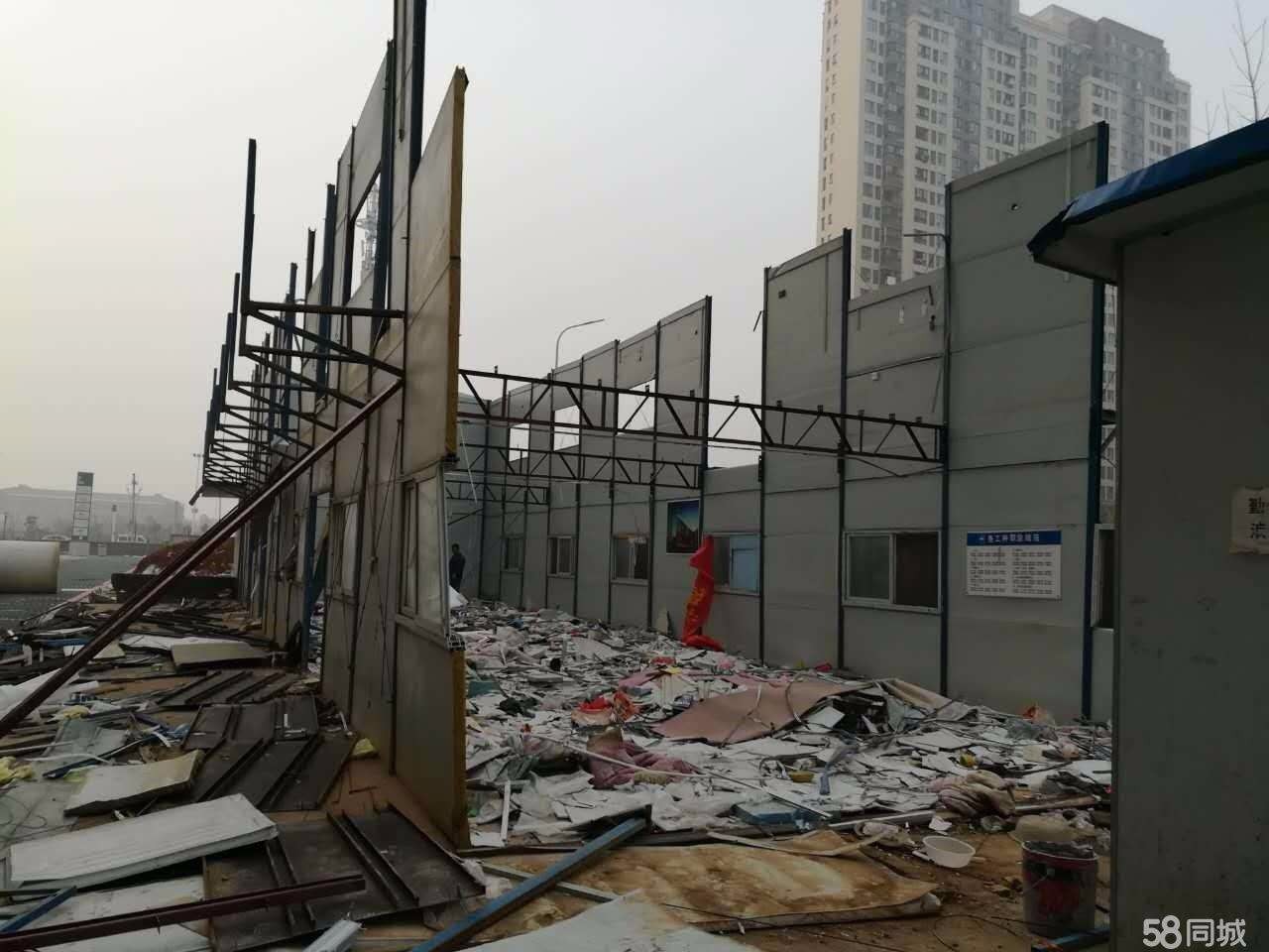 长春南关区长通街道集中拆除8处违建公共空间于民(图2)