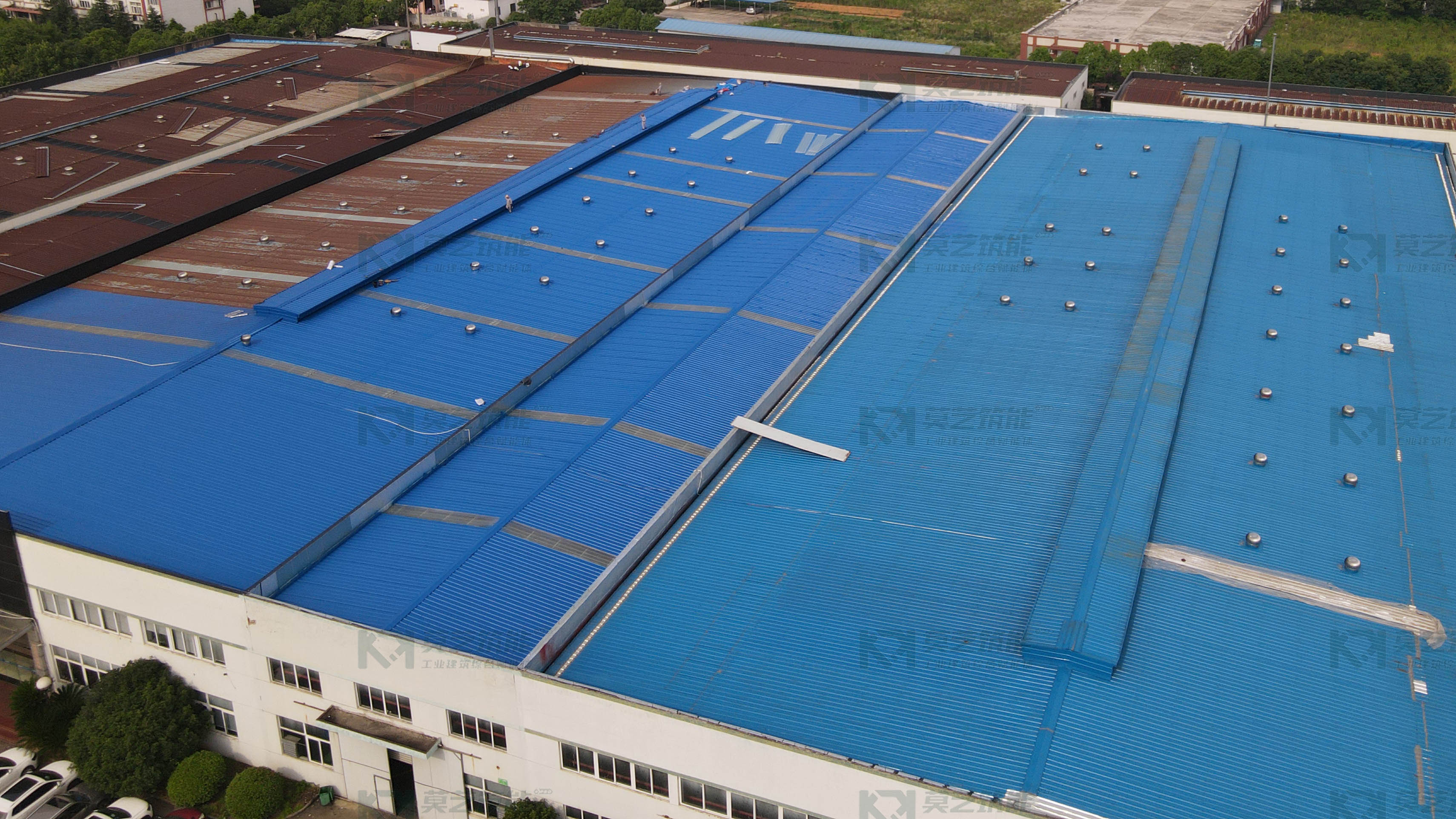 涂装彩钢瓦翻新专用型漆怎样规避？(图1)