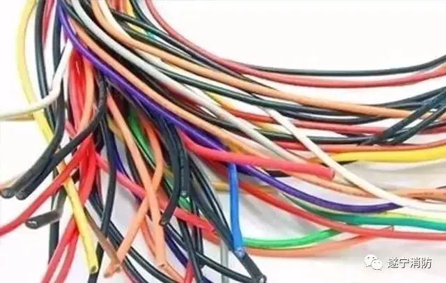 大英县河边镇新市街老打包厂宿舍发生火灾！(图12)