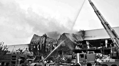 大英县河边镇新市街老打包厂宿舍发生火灾！(图5)