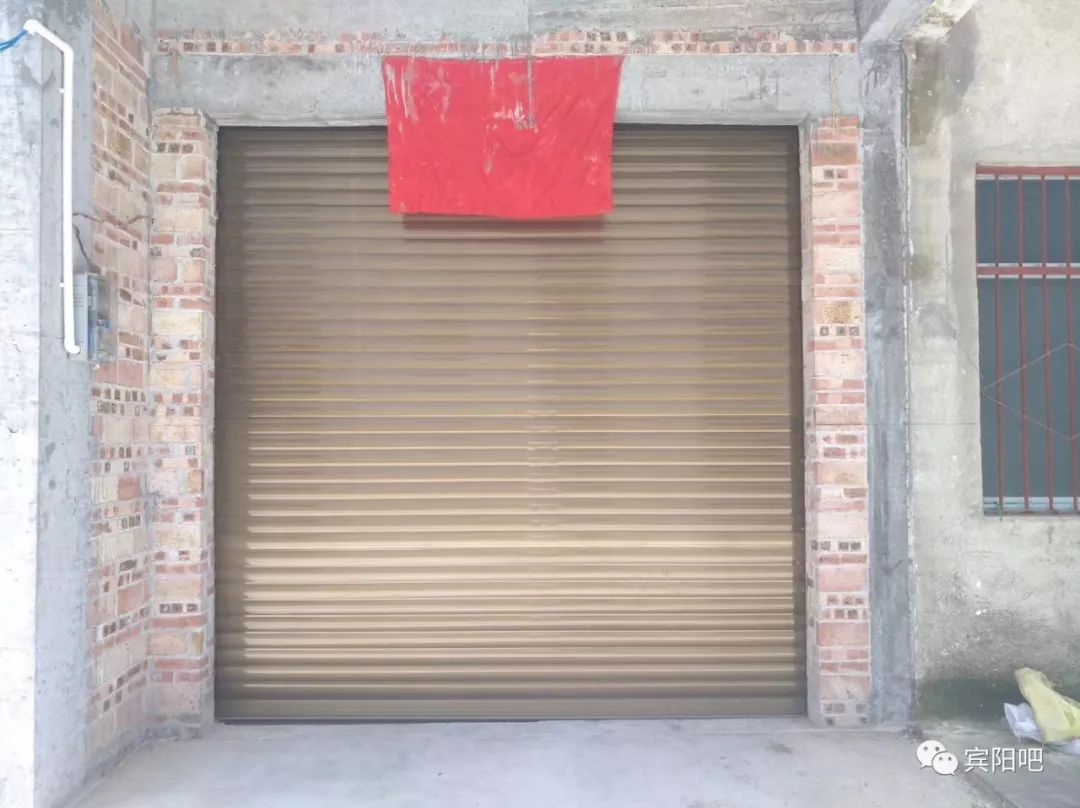 揭秘卷闸门的“内幕”，劣质彩钢板很薄(图18)